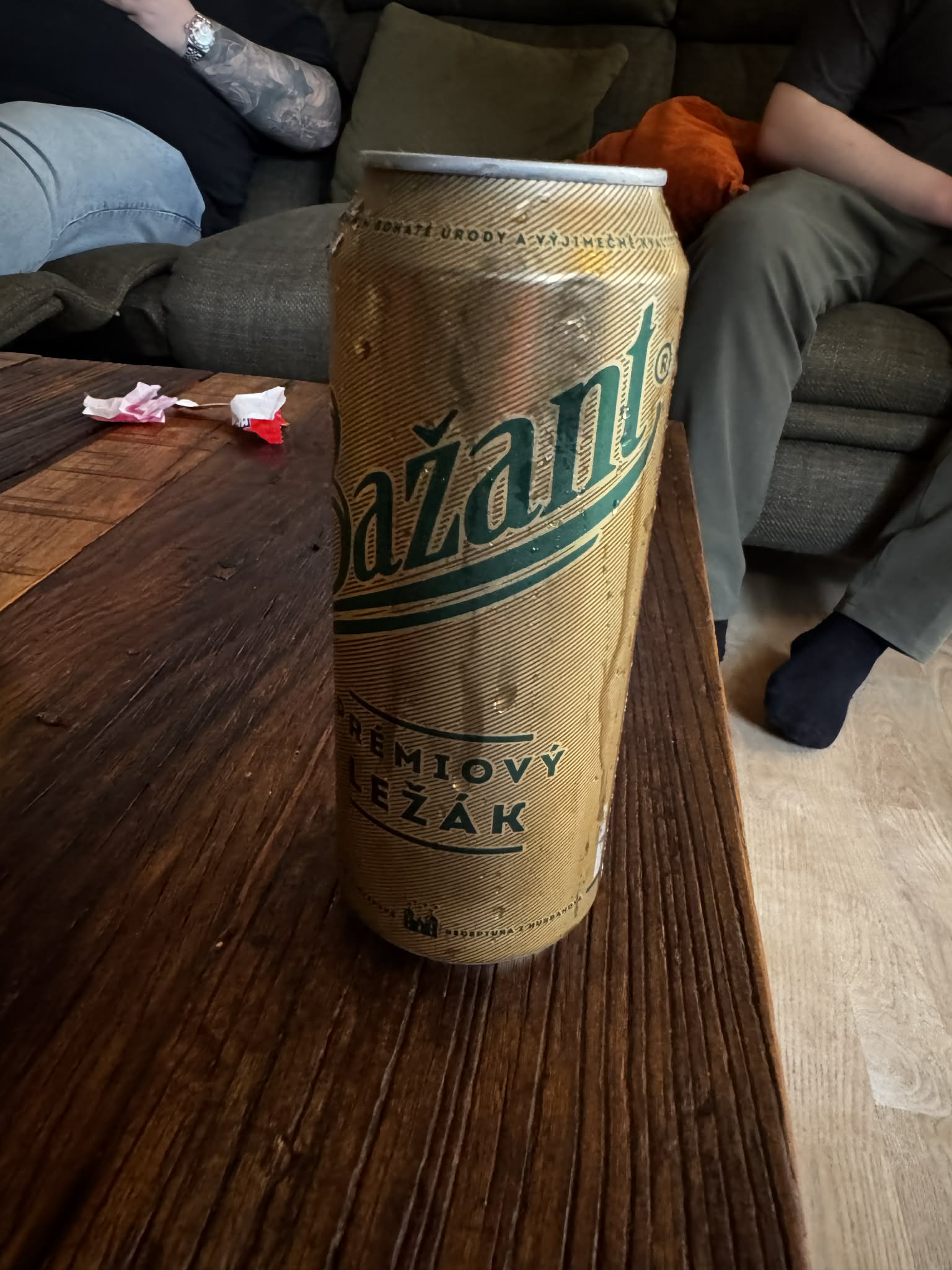 Premiový Lezak - ZlatyBazant